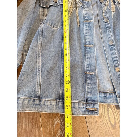 NWT Buckle | Verevert Rhinestone Fringe Denim Jacket size Large - Picture 9 of 10